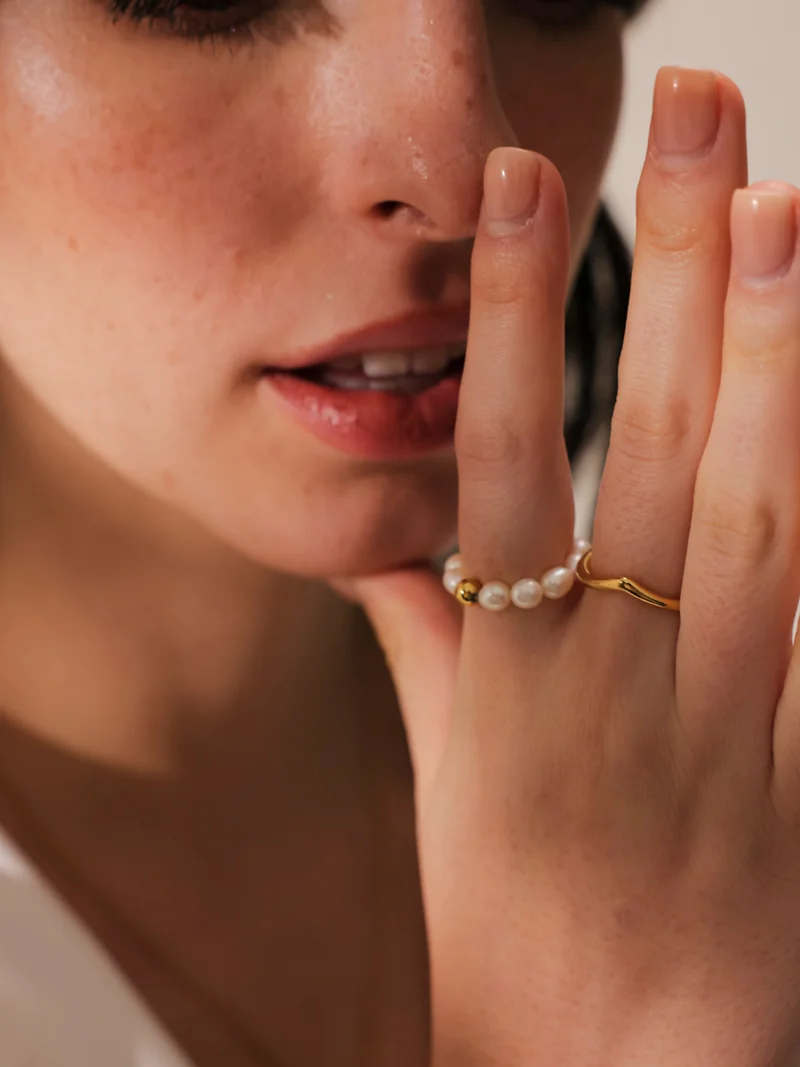 Minimal Beauty Ring