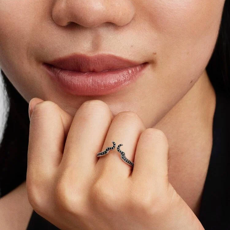 Disney Villains Maleficent Ring, Size 58