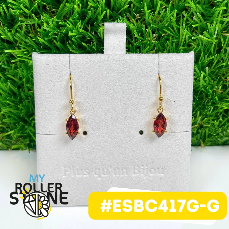 Ohrringe aus 925er Sterlingsilber, vergoldet, mit Granat #ESBC417G-G