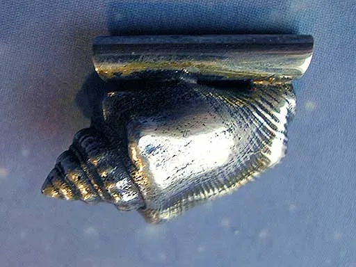 Kleiner Bär Anhänger Schnecke