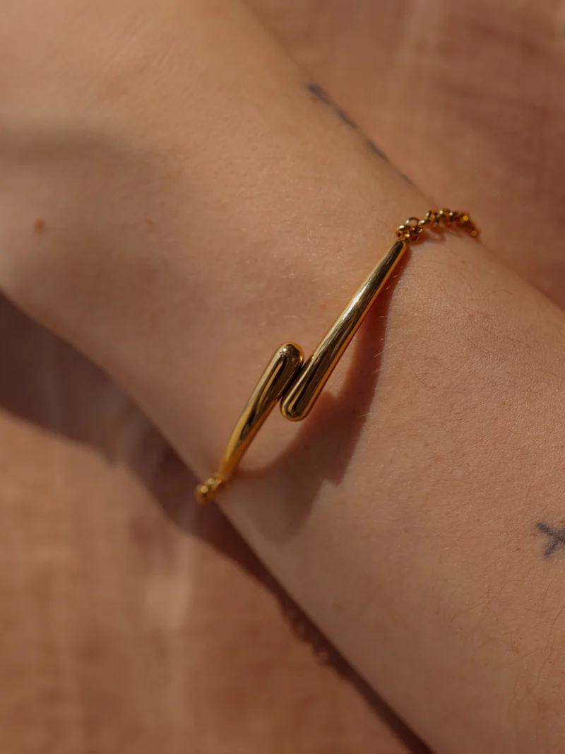 Curve Grace ARMBAND