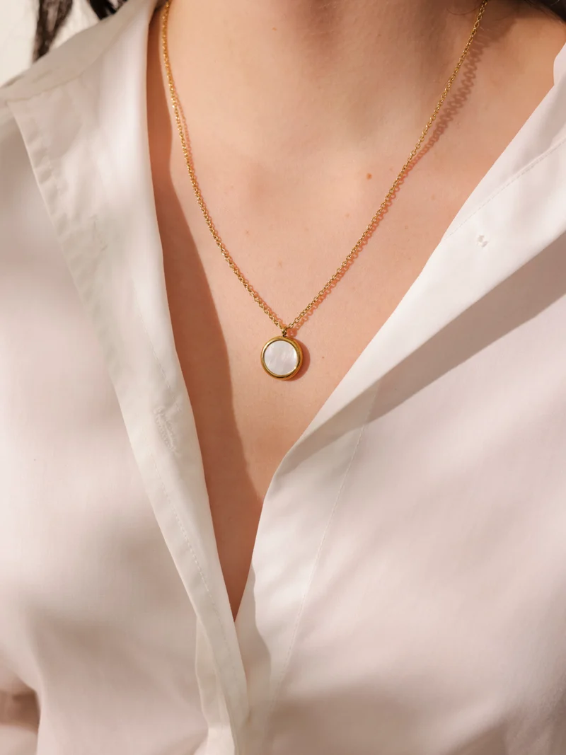 Moonlit Whisper Kette