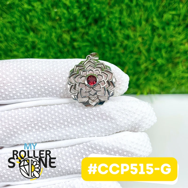 Granatanhänger aus 925er Sterlingsilber #CCP515-G