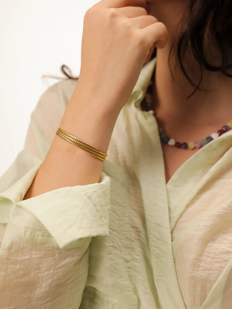 True Balance Armcuff