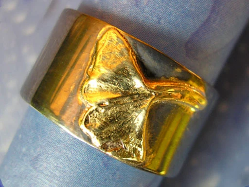 Ginkgoblatt Flukenform Ring