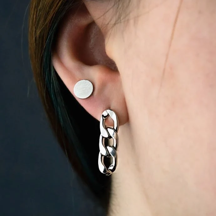 Short Chain Ohrstecker | 18K vergoldet