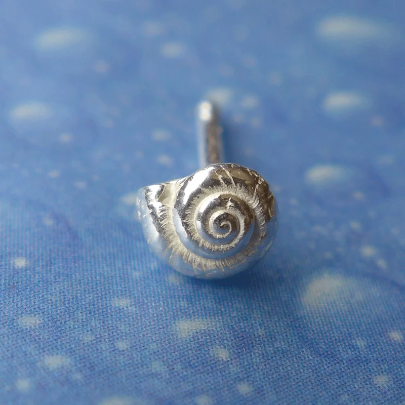 Inselschmuck Silber Ohrstecker Knopfschnecke xs