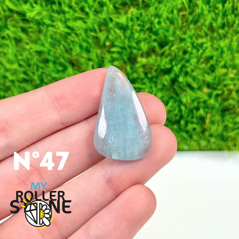 Durchbohrter Aquamarin-Anhänger 5A