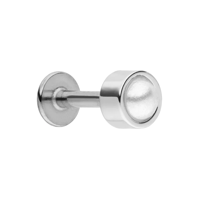 Pearl Labret Piercing - Titan
