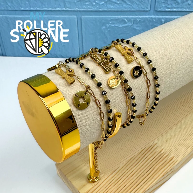 Mehrreihiges Armband im Boho-Stil aus Natursteinen