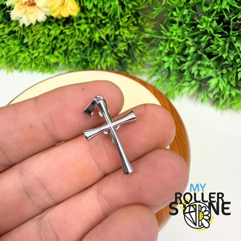 Jesus-Kreuzanhänger – Edelstahl 304