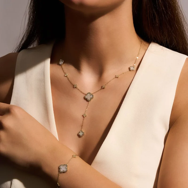 Perlmutt Lucky Leaf Pave Flower Y Kette 14K Vergoldet