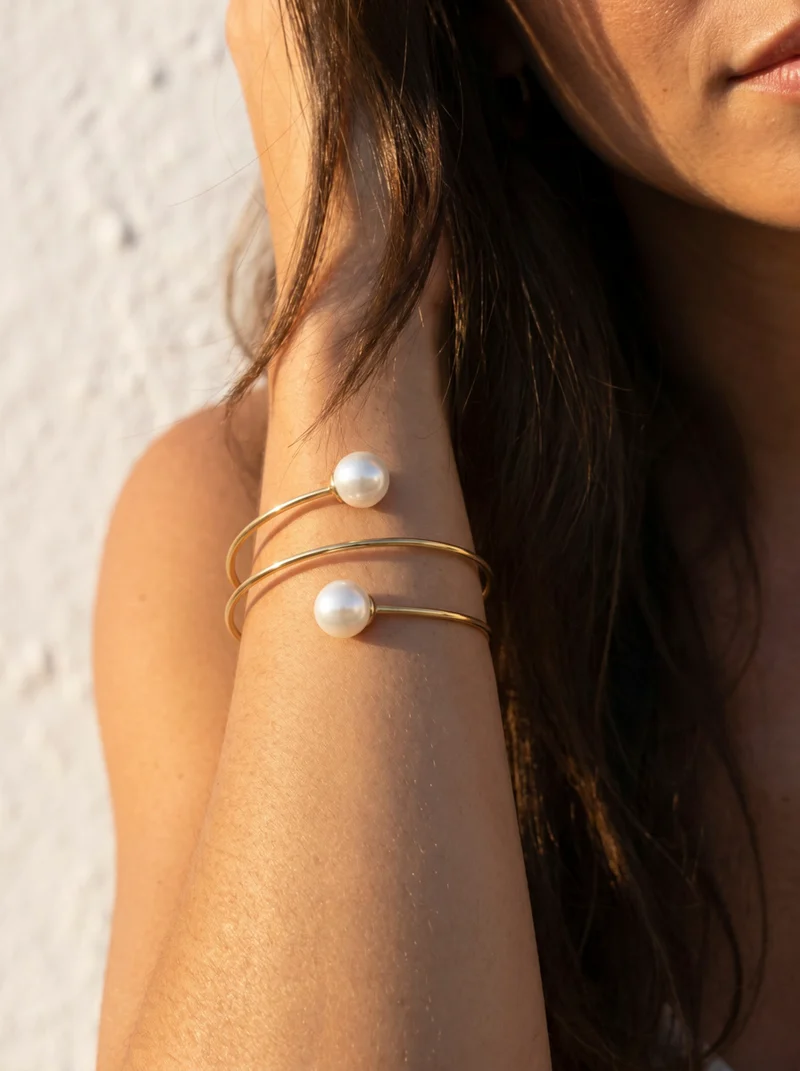 Pearl Night Armcuff
