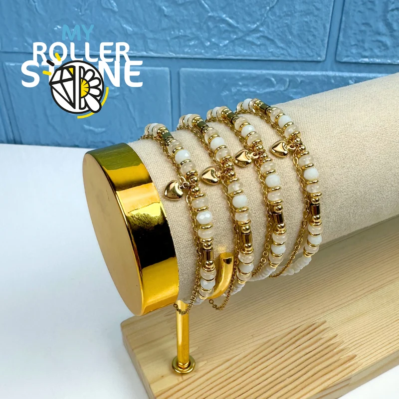 Doppelreihiges Armband mit Natursteinen und Herz