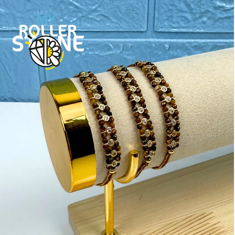 Geflochtenes Armband mit Naturperlen und Strasssteinen