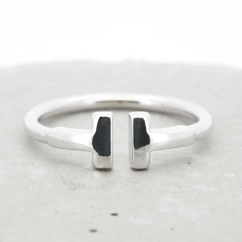Tiffany & Co T Wire Ring 750/18k 52 1/2