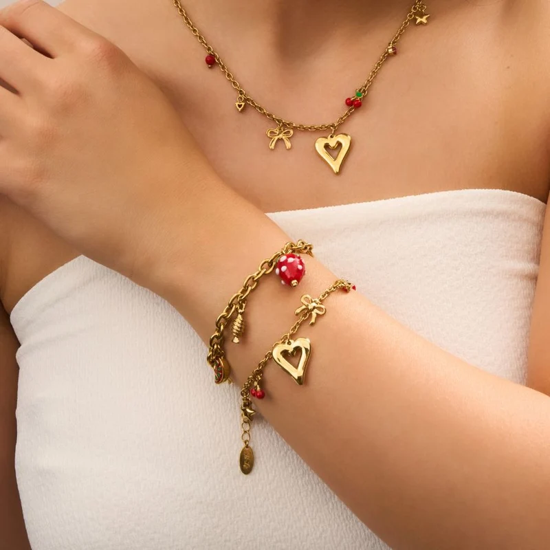 Sweet Paradise Strawberry Charm Armband 14K Vergoldet