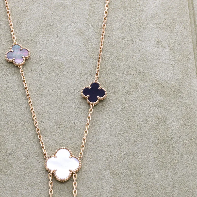 Van Cleef & Arpels Collier Magic Alhambra Halskette 6 Motive 18K Onyx Perlmutt