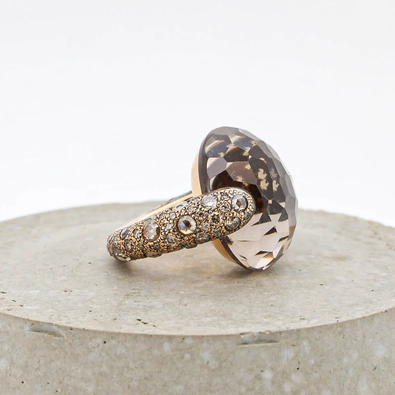 Pomellato Ring Catene Tango mit Rauchquarz und Diamanten 750/18k Gr. 50