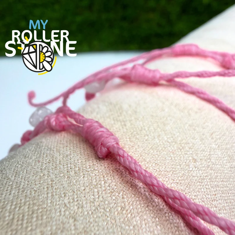 Rosenquarz-Armband mit gewachster Kordel