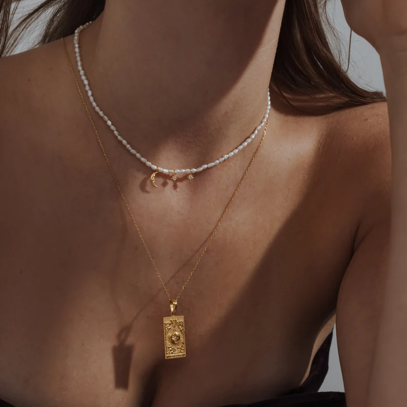 Dreamy Moon Lulu Choker