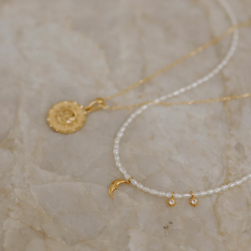 Dreamy Moon Lulu Choker