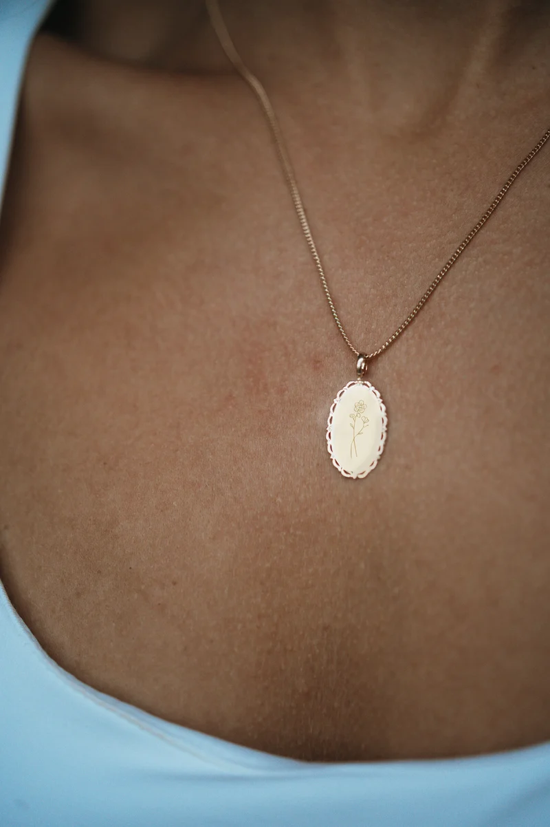 Geboortebloem Boeket Vintage Oval Ketting - Verguld - Gepersonaliseerde Ketting