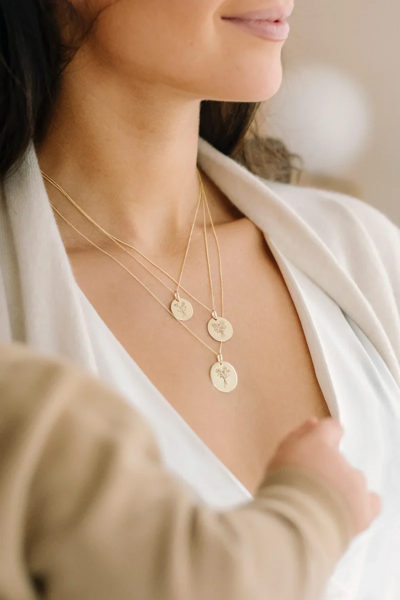 9k Geboortebloem Boeket Coin Ketting - Gepersonaliseerde Ketting - 16mm