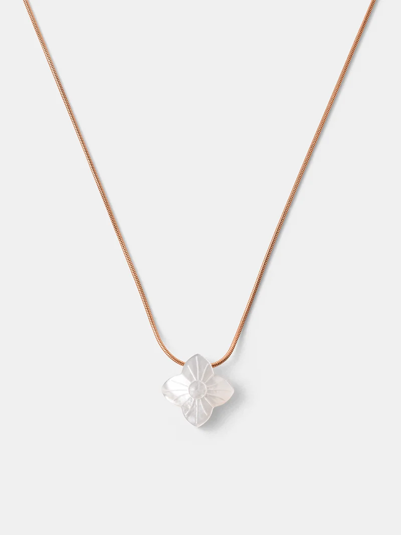 Delicate Bloom Kette
