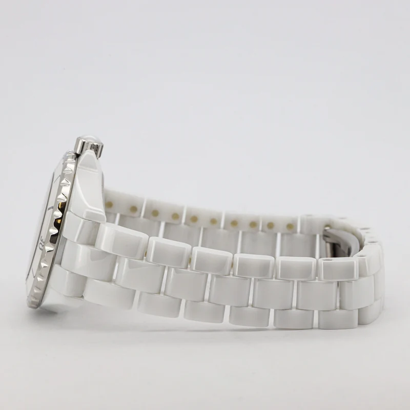Chanel J12 33mm H0968 White Ceramic Diamond Dial