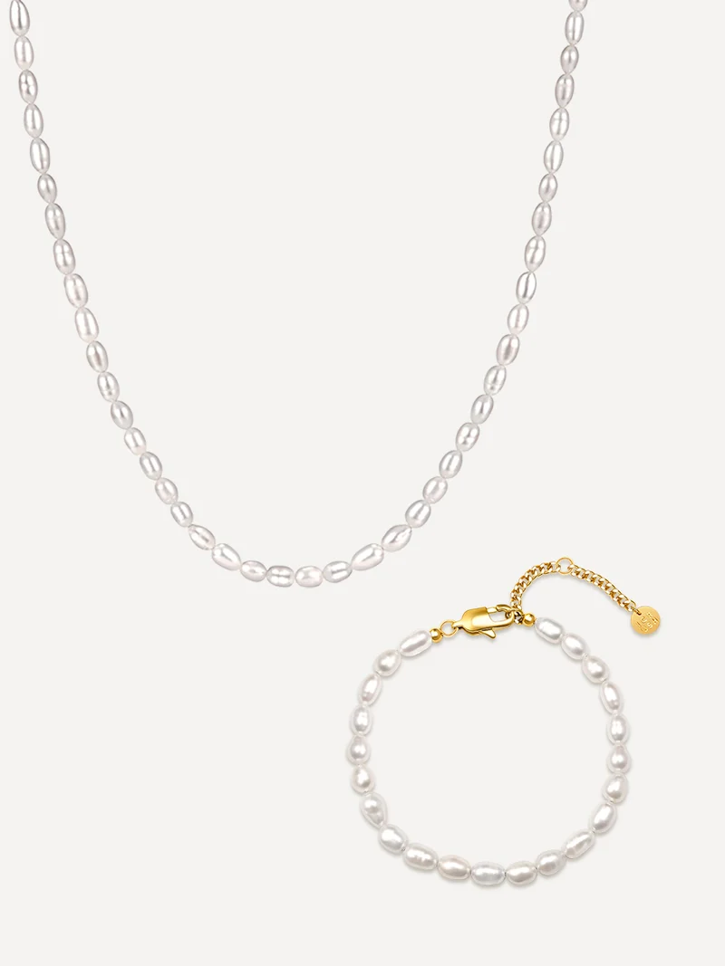 Classic Pearls Set
