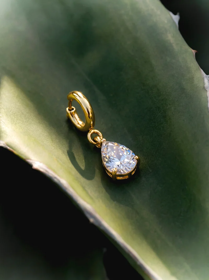 Shine Teardrop Ketten-Charm
