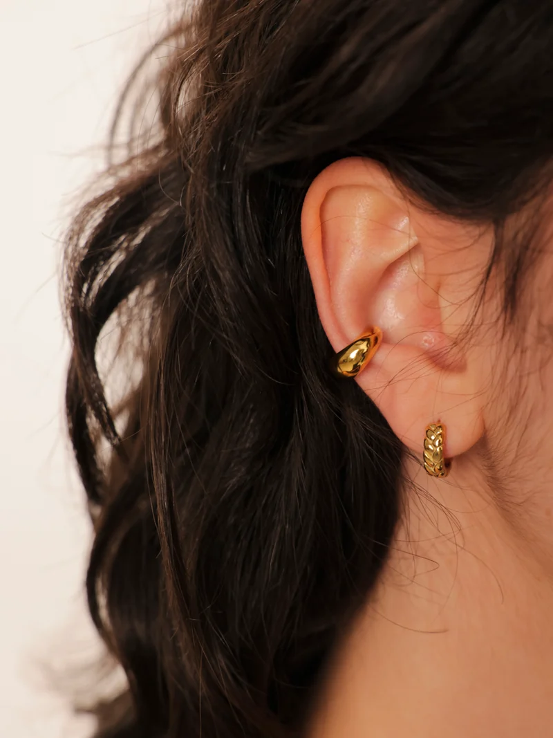 Chic Harmony Earcuff