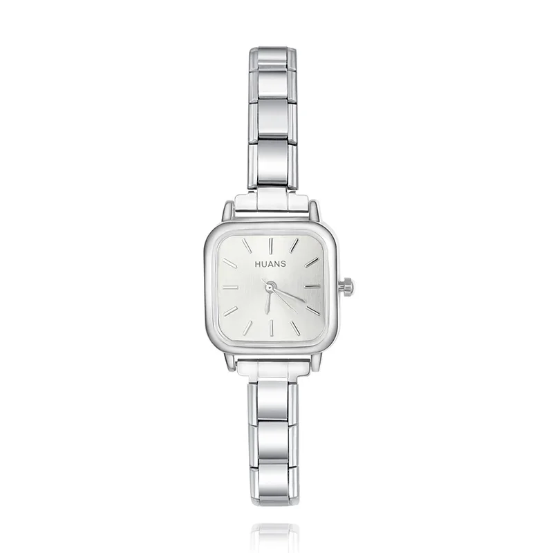 Charm Uhr Roma