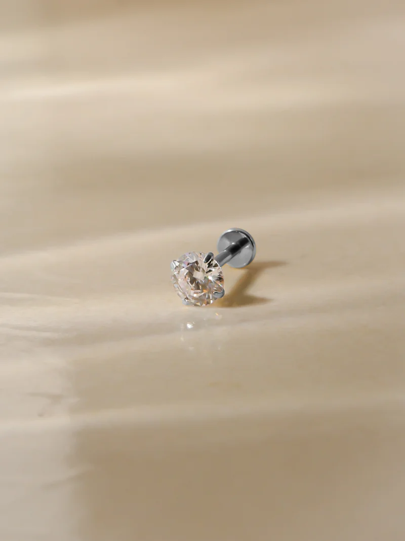 Classic Shine Small Titan Piercing