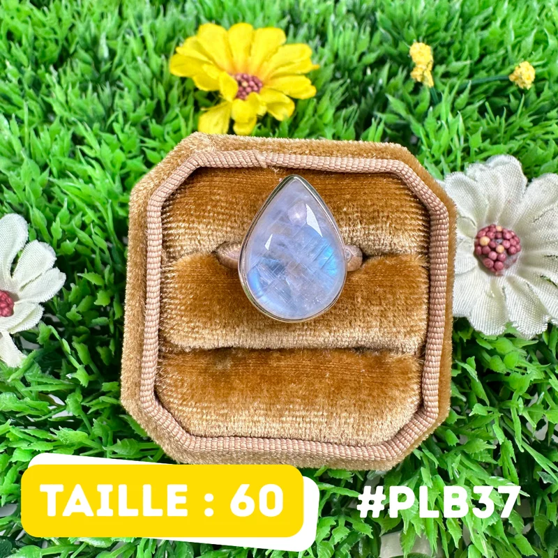 Ring mit blauem Feuermondstein #PLB37