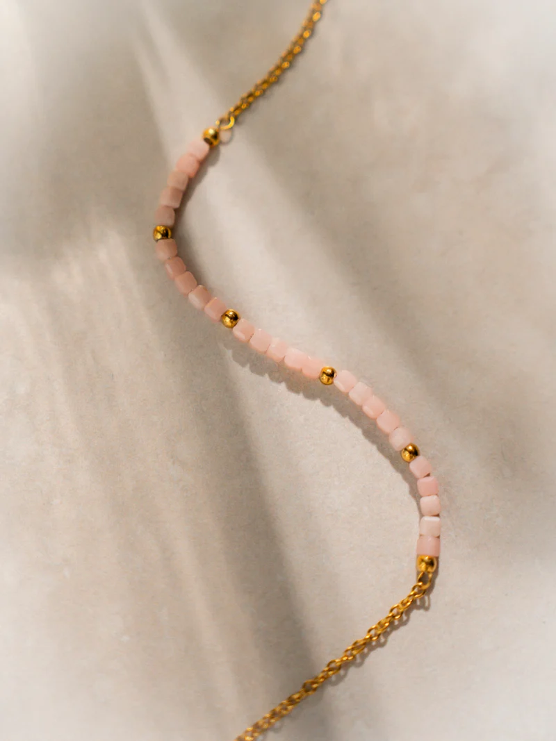 Fantasy Journey Pink Kette
