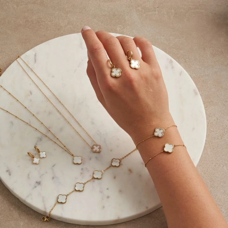 Perlmutt Lucky Leaf Armband 14K Vergoldet