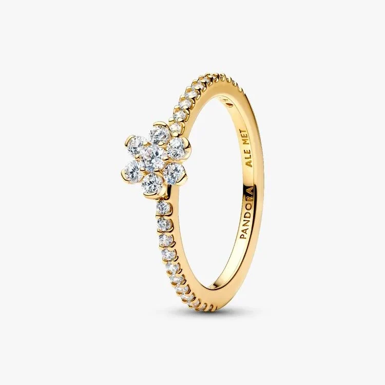 Gold Sparkling Flower Ring, Size 56