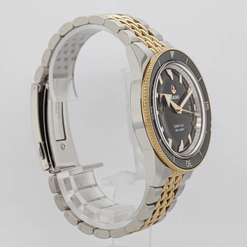 Rado Hyper Chrome Captain Cook 42 R32138153 Automatic