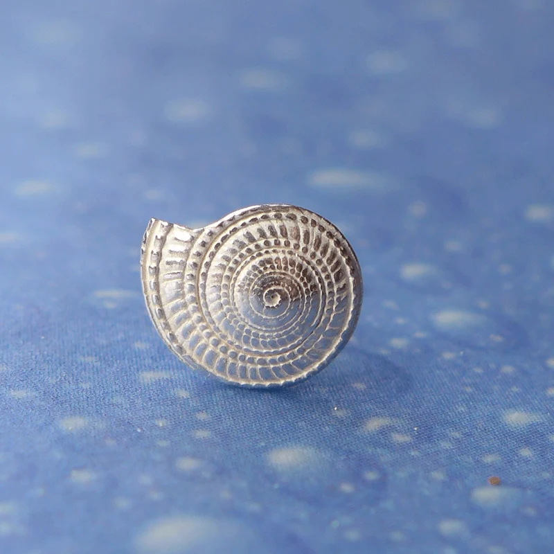 Silber Schnecke Ohrring Sonnenuhr xxs