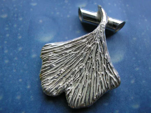 Silber Ginkgo Blatt Anhänger xs