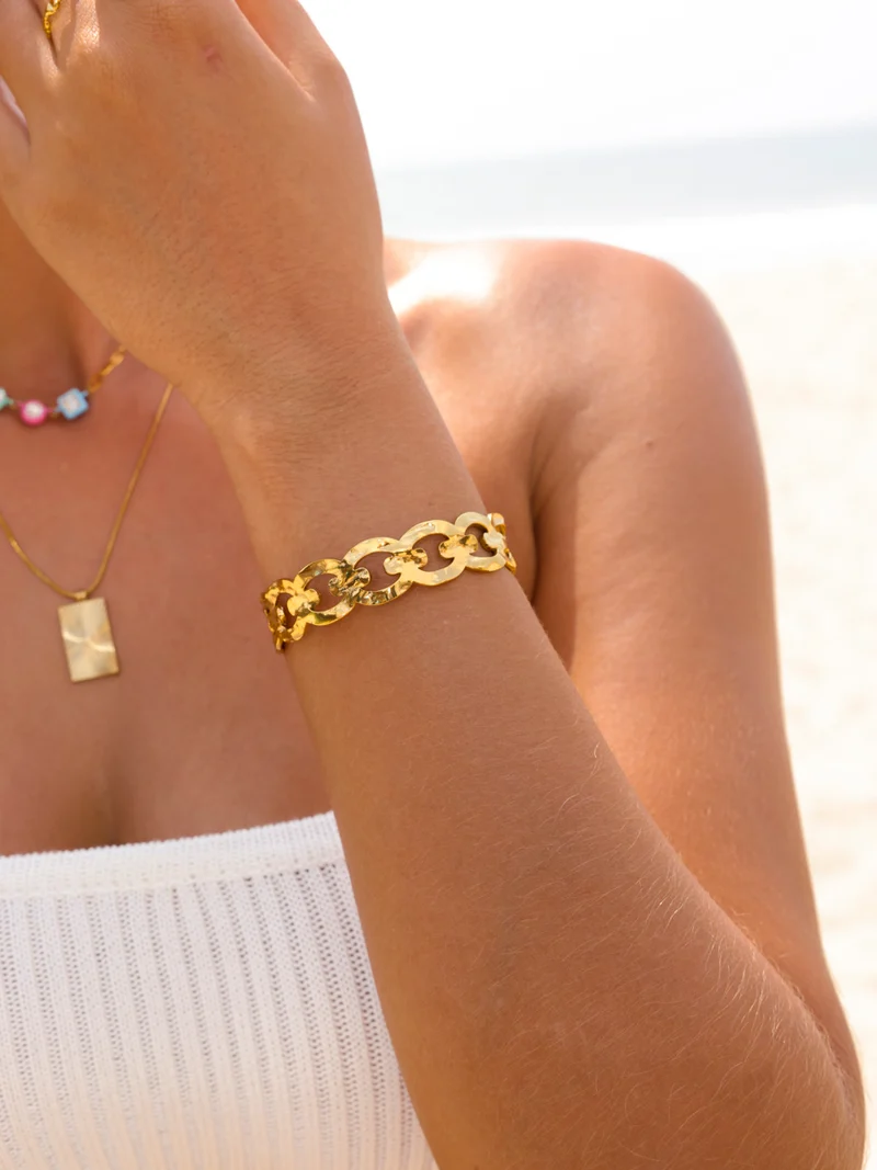 Modern Eternity Armcuff