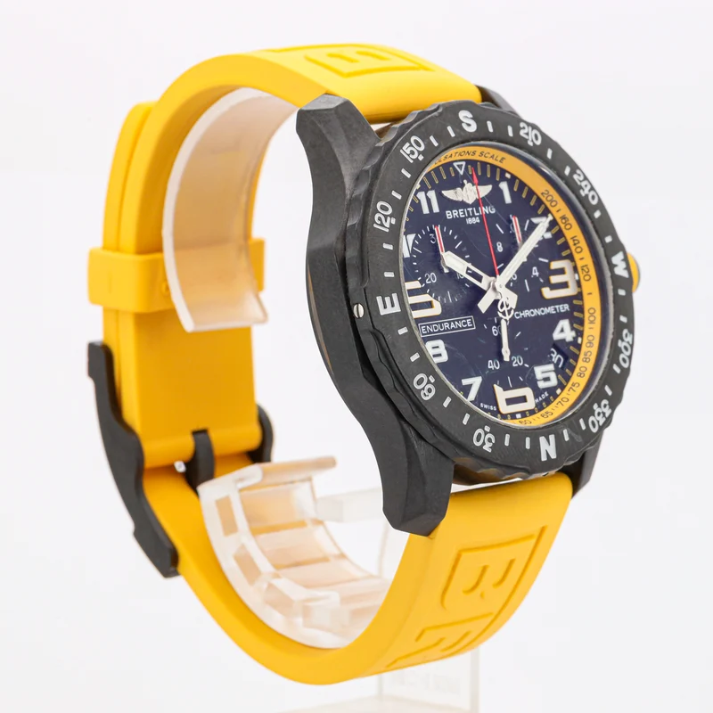 Breitling Endurance Pro 44mm X82310 Quarz