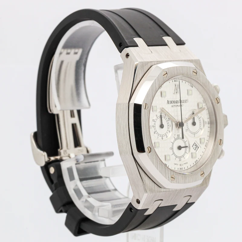 Audemars Piguet Royal Oak Chronograph 39 26022BC.OO.D002CR.01 White Gold Black Rubber Strap