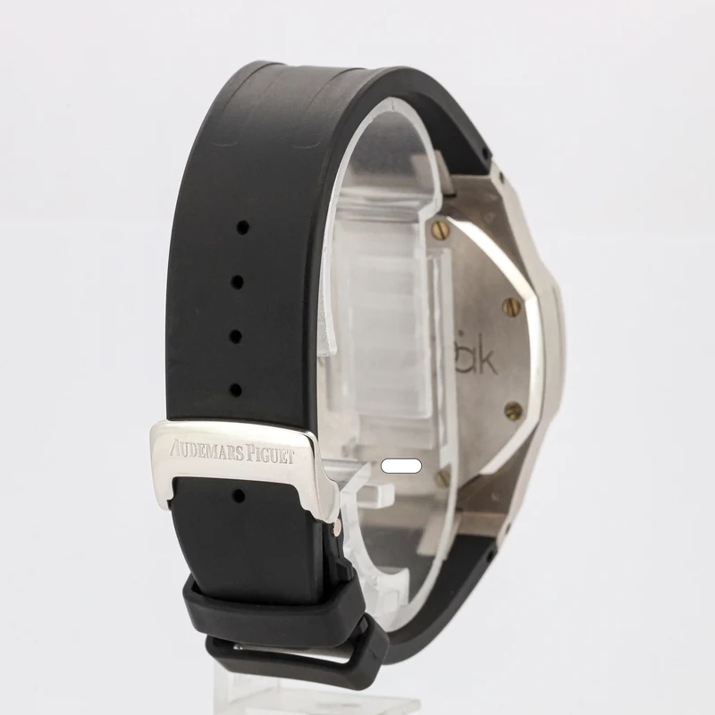 Audemars Piguet Royal Oak Chronograph 39 26022BC.OO.D002CR.01 White Gold Black Rubber Strap