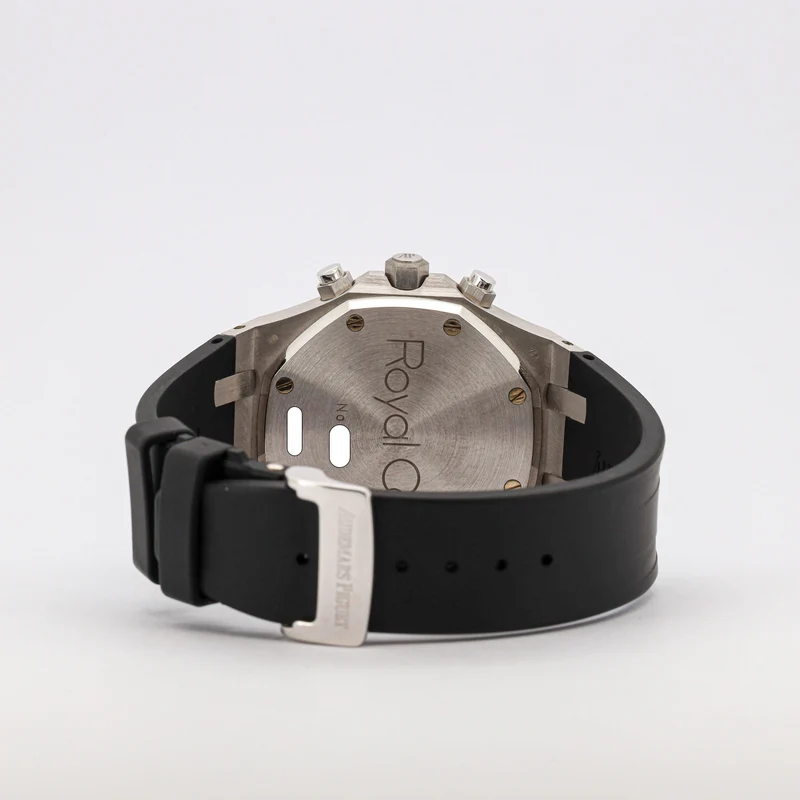 Audemars Piguet Royal Oak Chronograph 39 26022BC.OO.D002CR.01 White Gold Black Rubber Strap