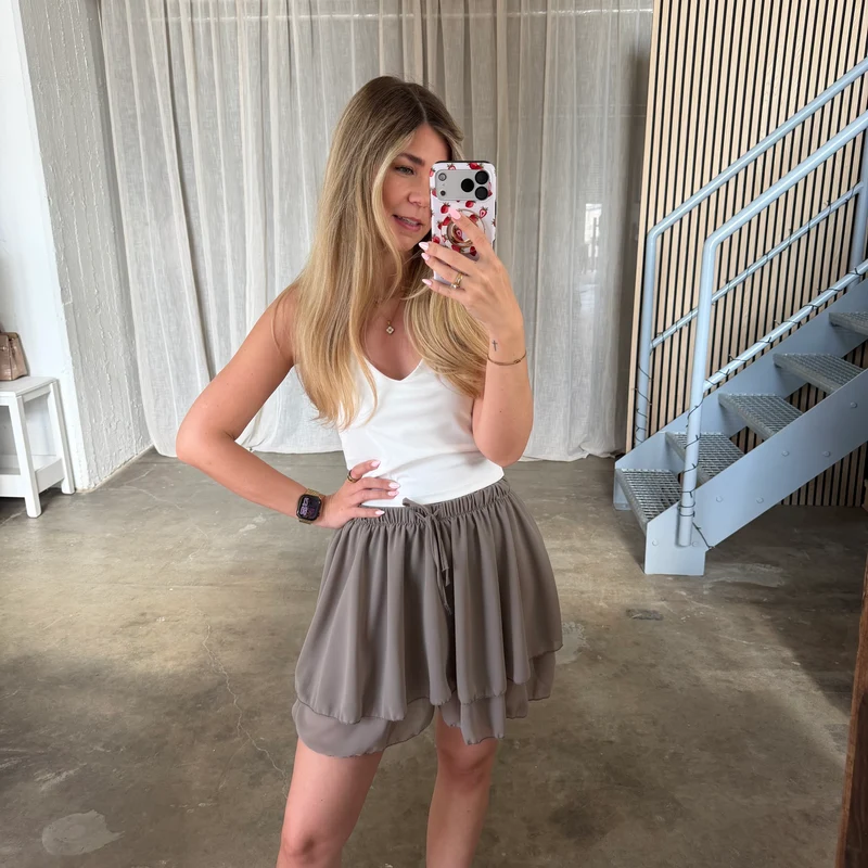 Soft Flow Shorts - Taupe