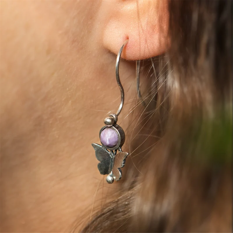 Schmetterlingskuss Ohrhaken Einhänger mit Purple Jade