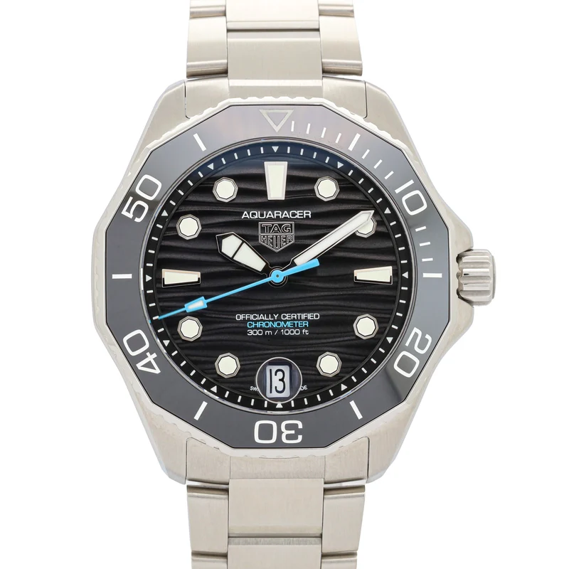 TAG Heuer Aquaracer 300M Professional 300 Date Black Dial ungetragen 2024 Garantie 10/26